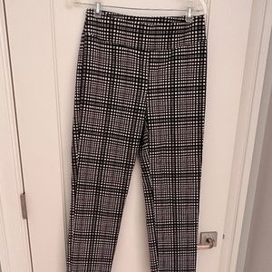 Joseph Ribkoff Black Patterned Pants Size 10